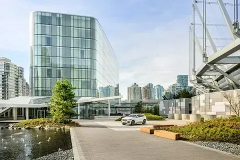 Lobby and public space at JW Marriott Parq Vancouver